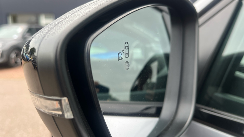 Peugeot 208 1.2 PureTech 100 GT 5dr Petrol Hatchback